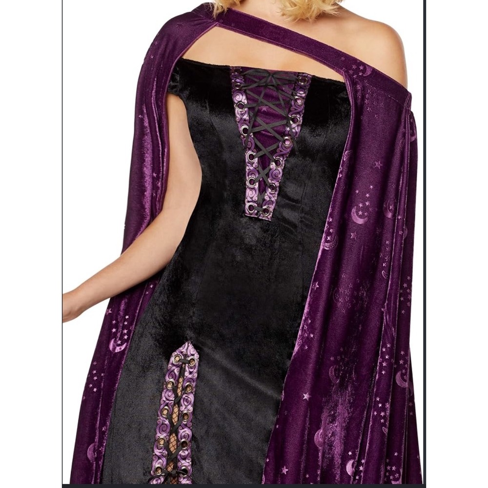 Spirit Halloween Women Witch Costume Velvet Gown & Purple Celestial Cape M